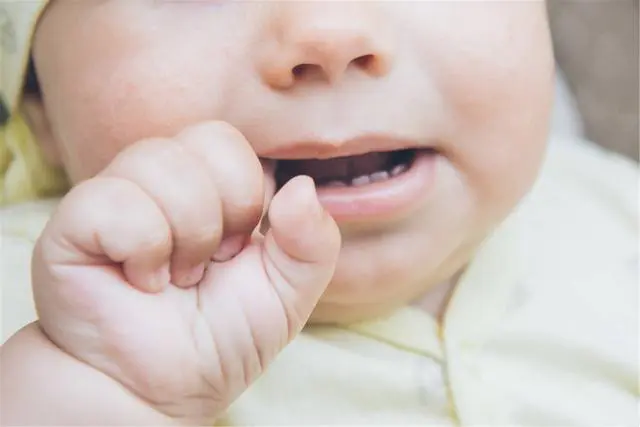 宝宝长牙顺序图（孩子出牙顺序有规律）-第1张图片-女性汇